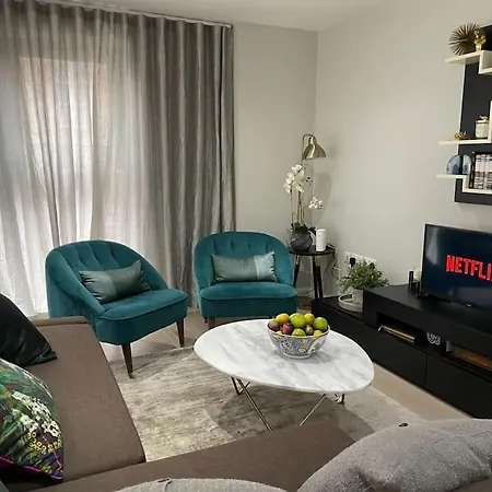 Spacious Modern 3 Bed Apartments In London Bridge With Netflix And Free Carpark Exterior photo