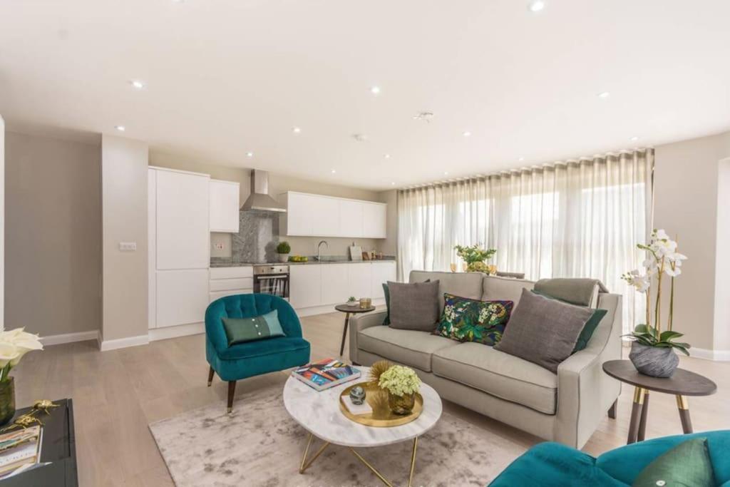 Spacious Modern 3 Bed In Bridge With Netflix And Free Carpark * Лондон